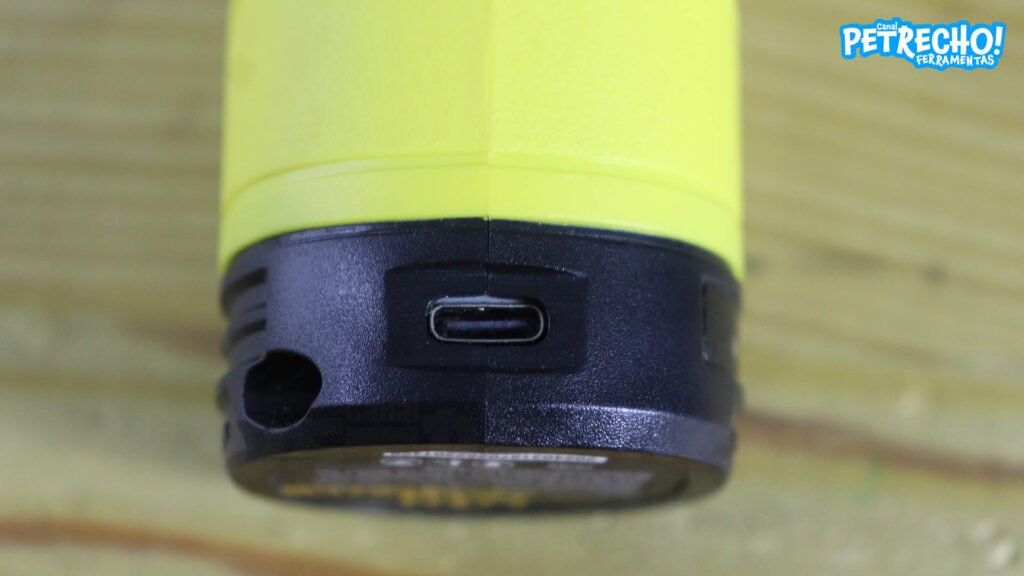 Parafusadeira-Furadeira LiTH LT-7025X entrada usb